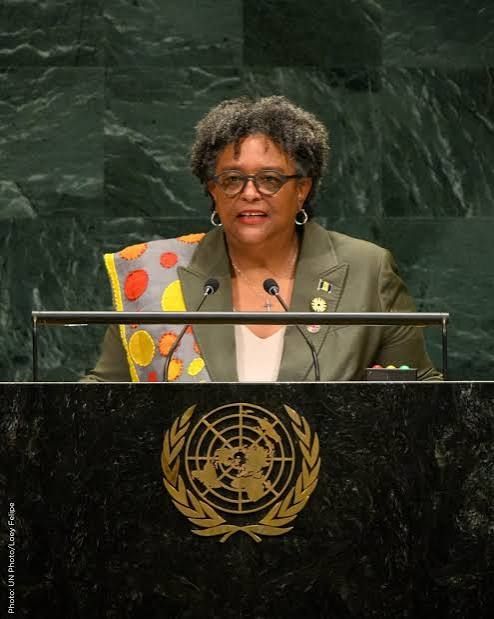 Mottley asks the region to bet 22 billion dollars on itself