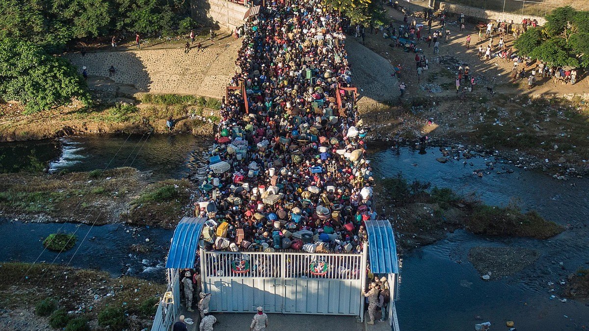 Dominican Deportations Run Past 1,000 a Day as Amnesty Demands a Death Be Investigated